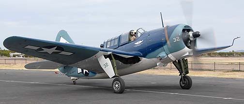 Curtiss SB2C Helldiver N92879